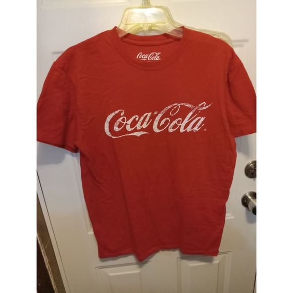 Coca-Cola White Logo Red T-Shirt Men's Size Medium - Picture 1 of 4